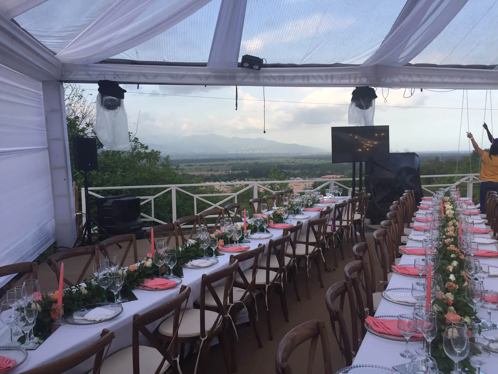 Flow Lounge Restaurant at Caymanas Country Club